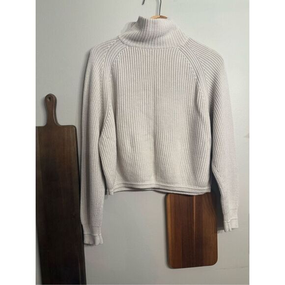 Lululemon White Opal Ribbed Turtle Neck On The Move Pullover Sweater Size 6 - Picture 1 of 6
